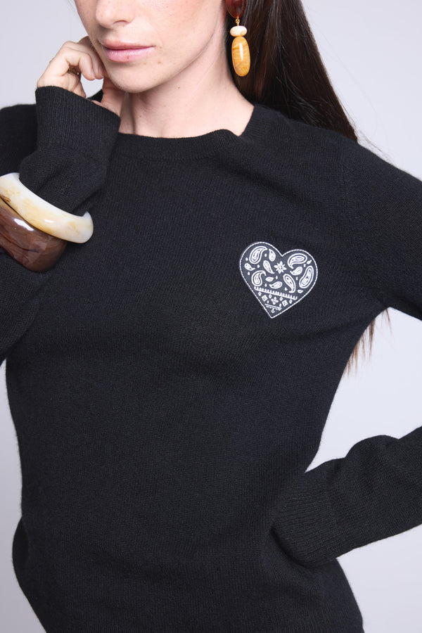 #NOIRBANDANANOIRBLANC