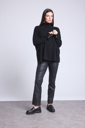 Pull Col Roule Boutons Dores Poncho Naya