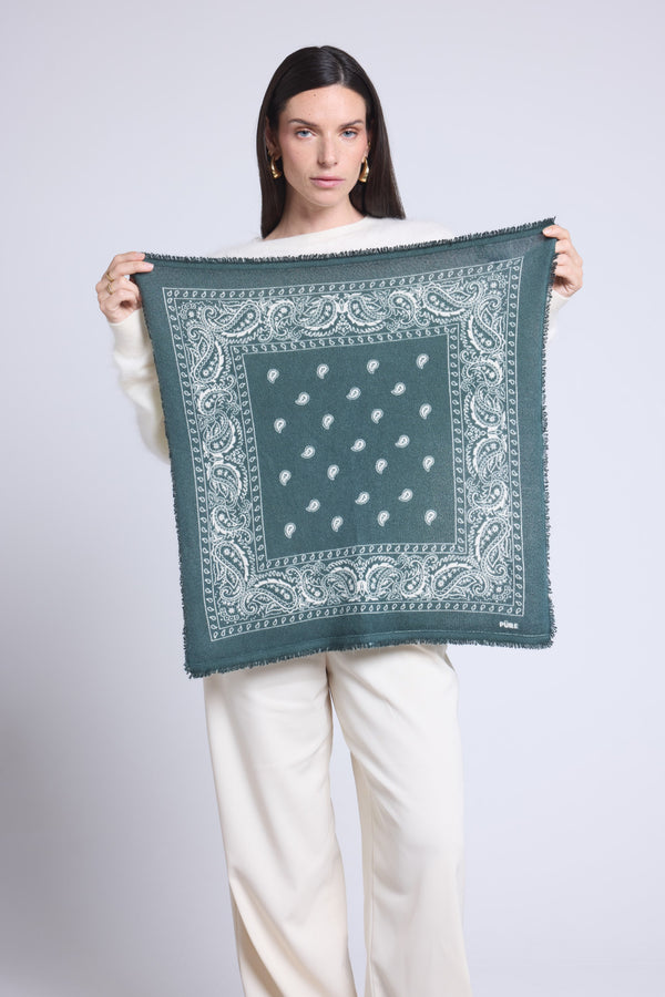 #VERTBOUTEILLEETBLANC