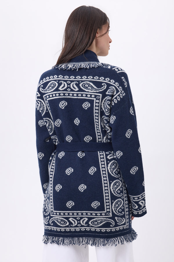 #BLEUMARINEBLANC #FEMME