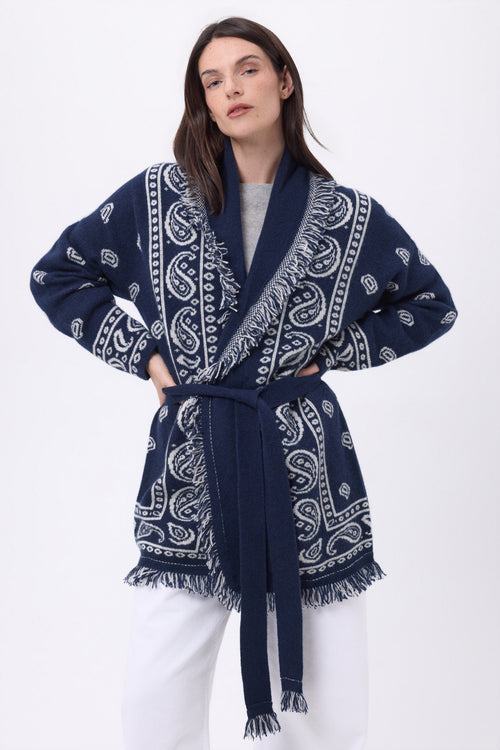 #BLEUMARINEBLANC #FEMME