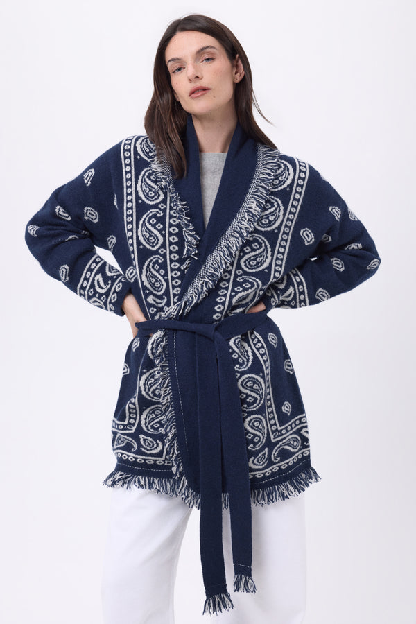 #BLEUMARINEBLANC #FEMME