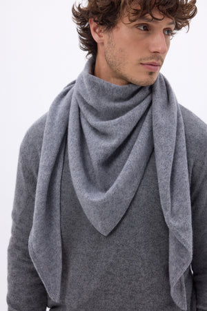 #GRISFONCE #HOMME