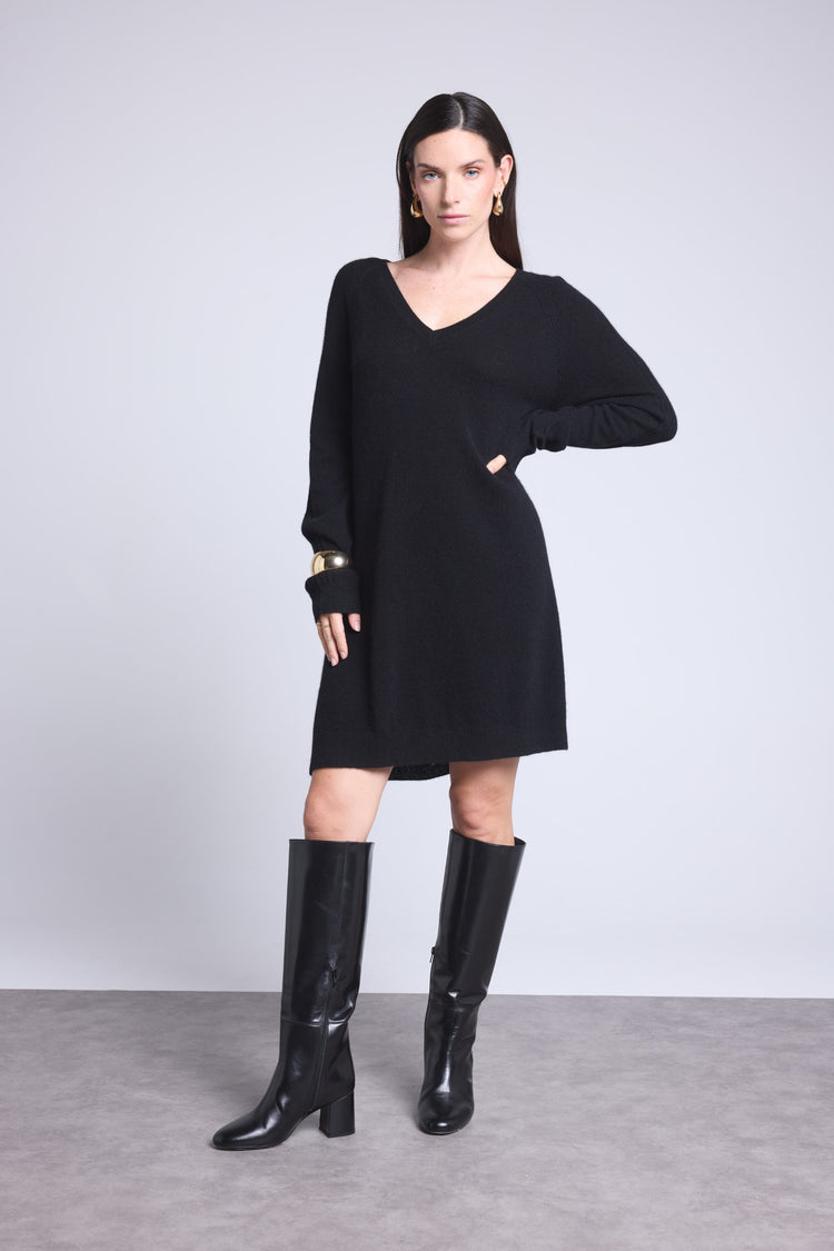 Robe col v April