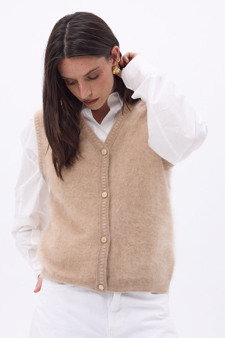 #BEIGE #FEMME