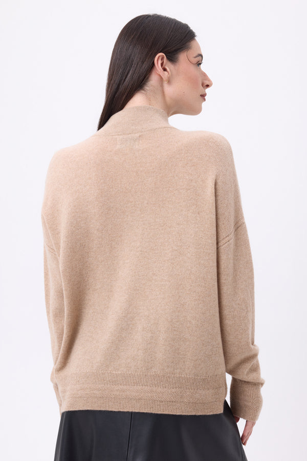#BEIGECREME-BOUTONSARGENT #FEMME