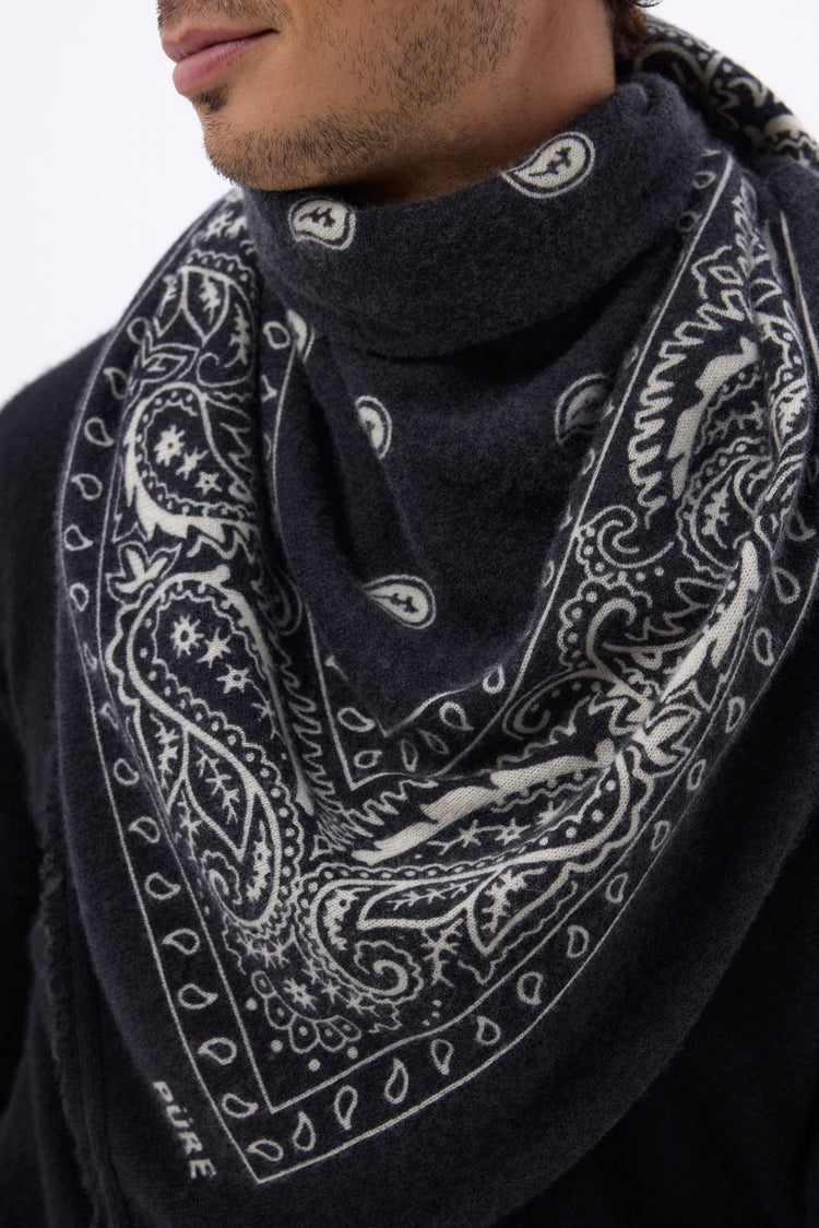 #NOIRBLANC #HOMME