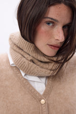 #BEIGECREME #FEMME