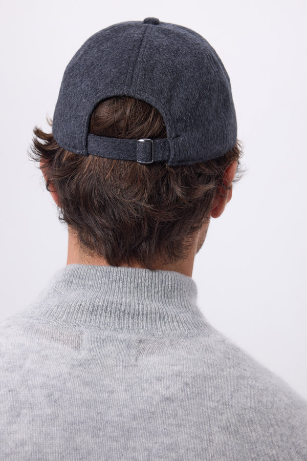 #GRISFONCE #HOMME