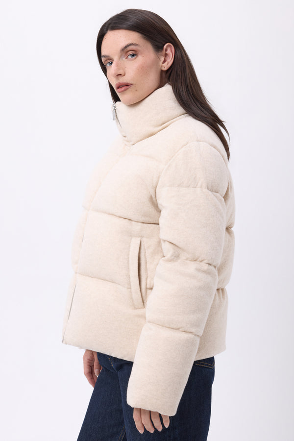 #BEIGE #FEMME