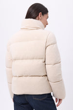 #BEIGE #FEMME