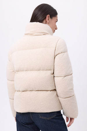 #BEIGE #FEMME