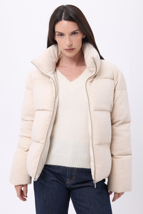 #BEIGE #FEMME