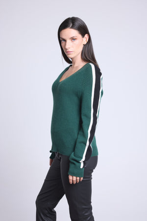 PULL COL V BANDES NOIRES ET BLANCHES - COLINE