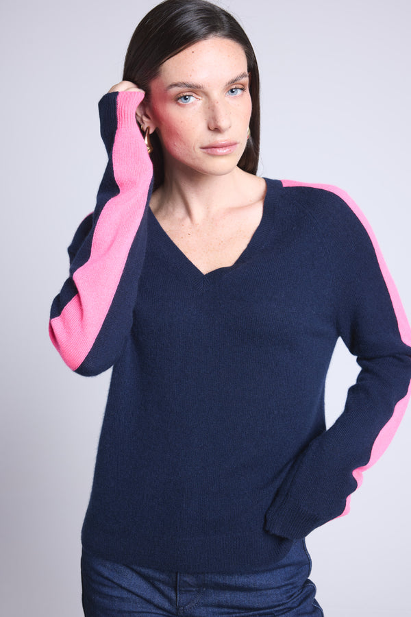 #BLEUMARINEROSEFLUO #FEMME