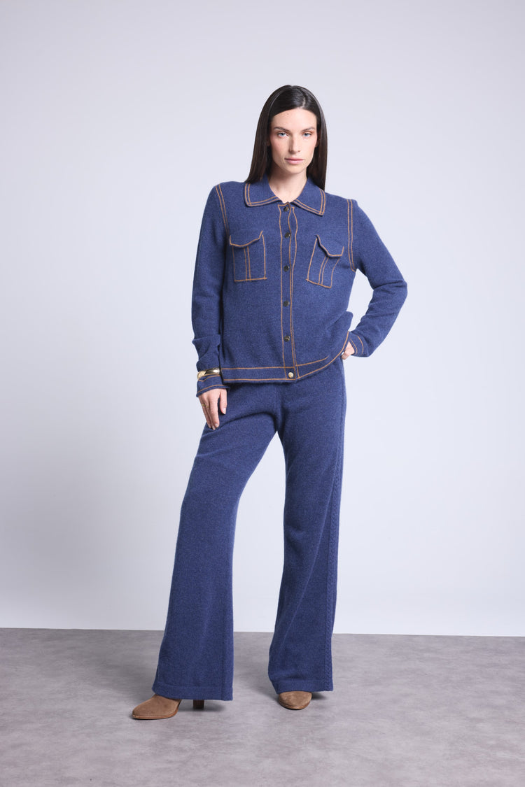 #BLEUINDIGO #FEMME