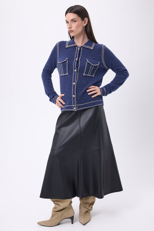 #BLEUINDIGO #FEMME