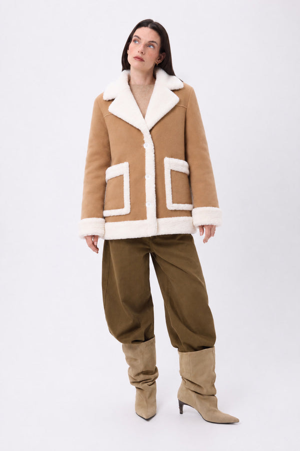 #CAMEL #FEMME