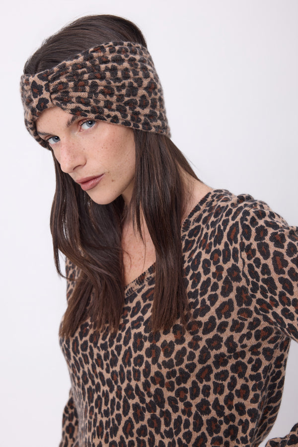#LEOPARD #FEMME