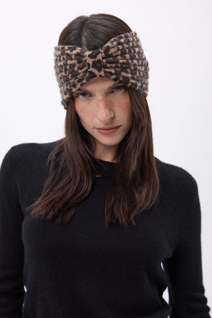 #LEOPARD #FEMME
