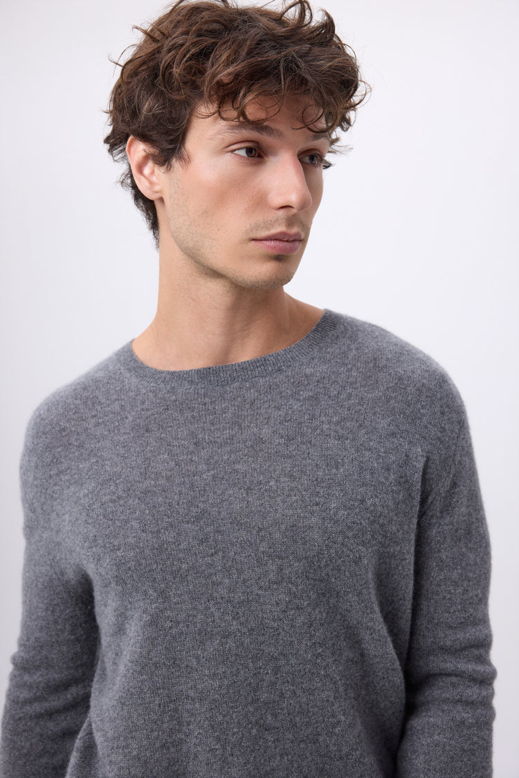 #GRISFONCE #HOMME