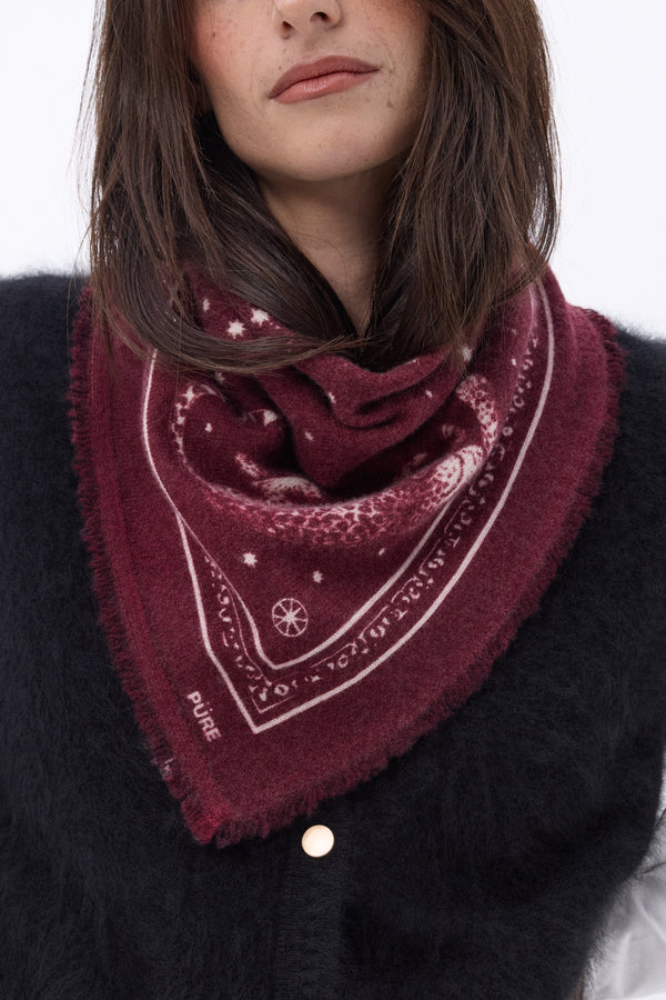 #BURGUNDYBLANC #FEMME