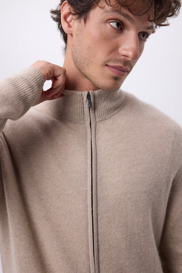 #BEIGECLAIR #HOMME