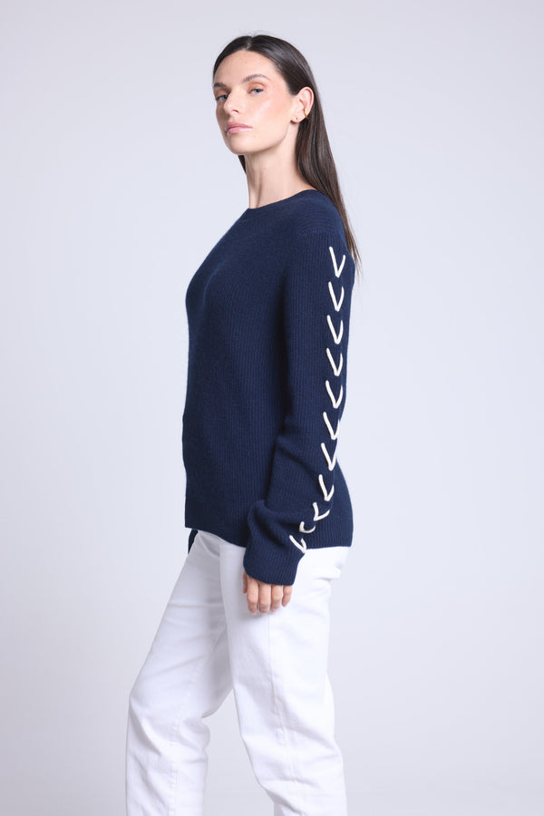 #BLEUMARINEETBLANC