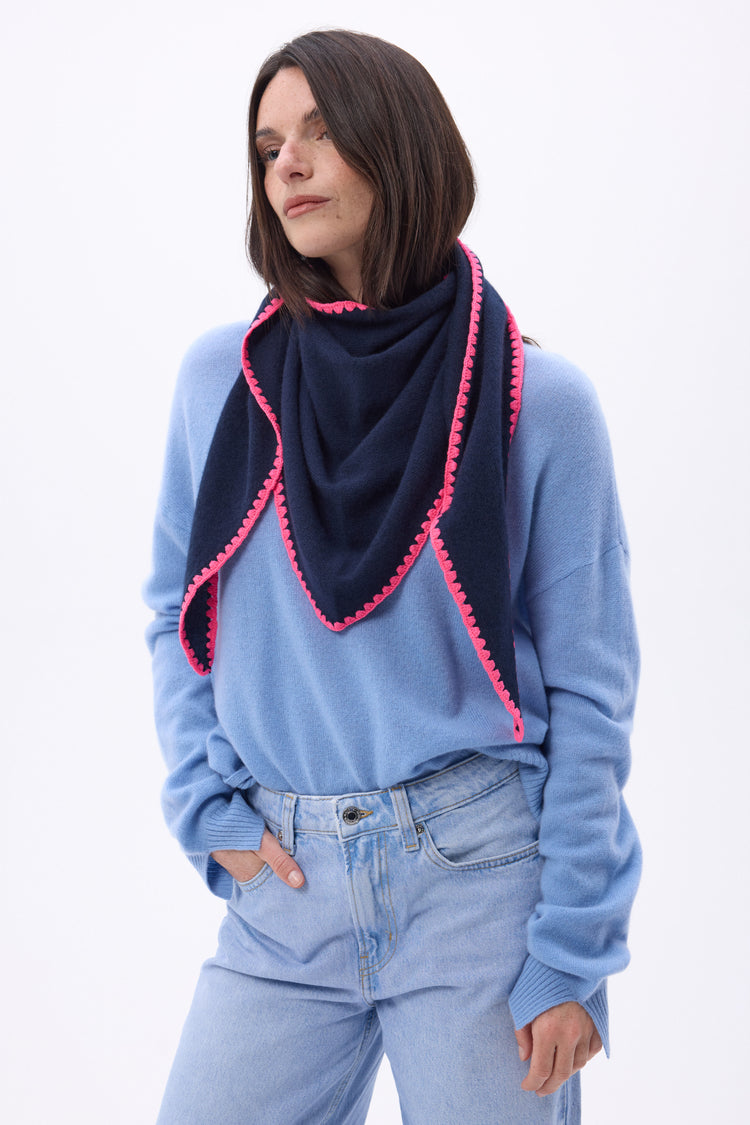 #BLEUMARINEROSEFLUO #FEMME