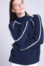 #BLEUMARINEETBLANC