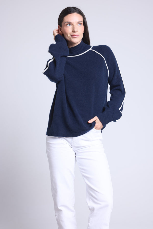 #BLEUMARINEETBLANC