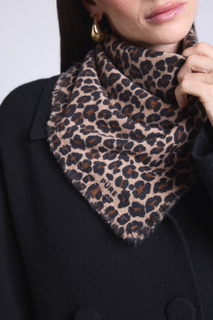 #LEOPARD #FEMME