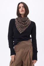 #LEOPARD #FEMME