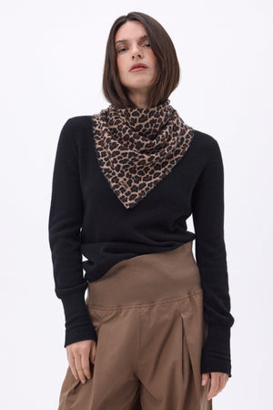 #LEOPARD #FEMME