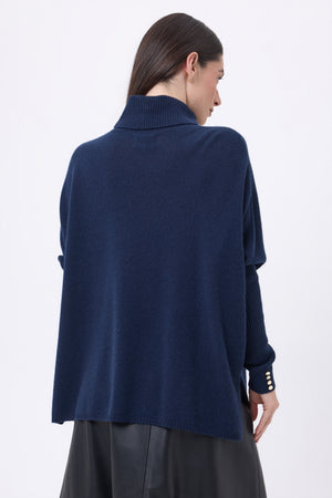 #BLEUMARINEBOUTTONSDORES #FEMME