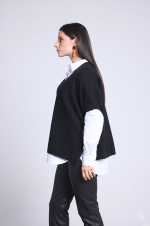 PULL OVERSIZE SANS MANCHE COL V - ONA
