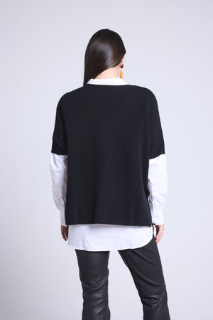 PULL OVERSIZE SANS MANCHE COL V - ONA