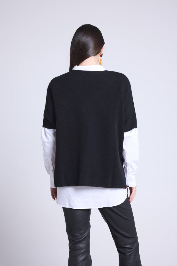PULL OVERSIZE SANS MANCHE COL V - ONA