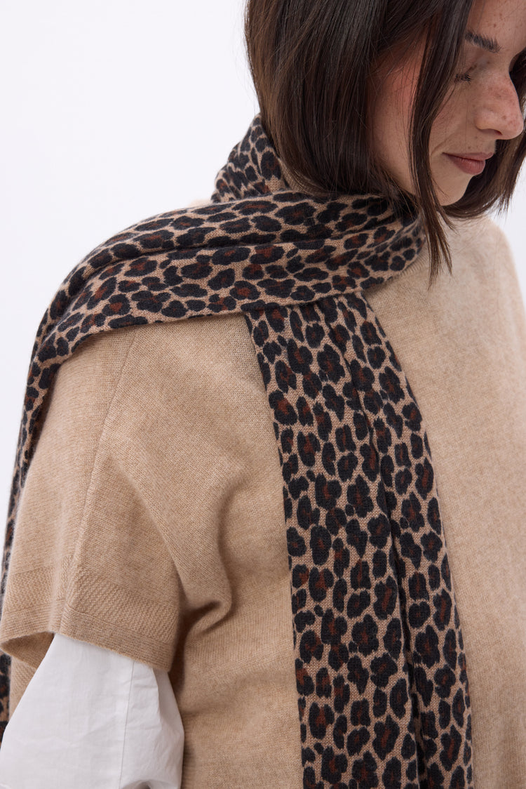 #LEOPARD #FEMME