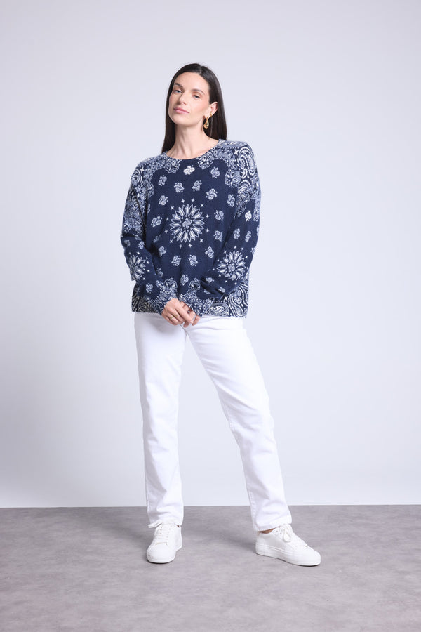 #BLEUMARINEETBLANC