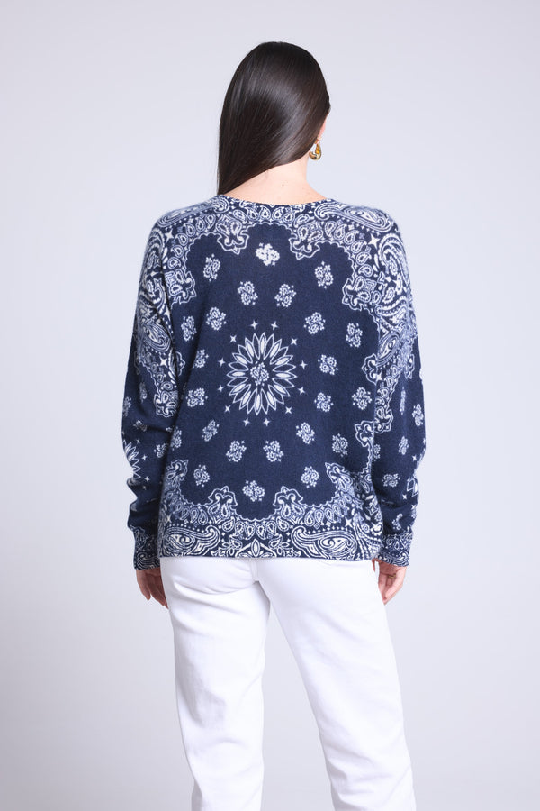 #BLEUMARINEETBLANC