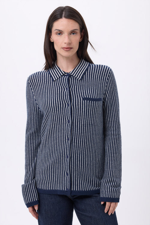 #BLEUMARINEBLANC #FEMME