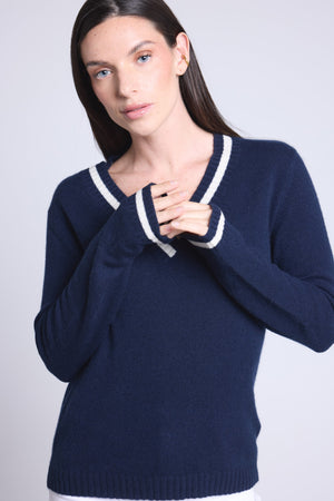 #BLEUMARINEETBLANC