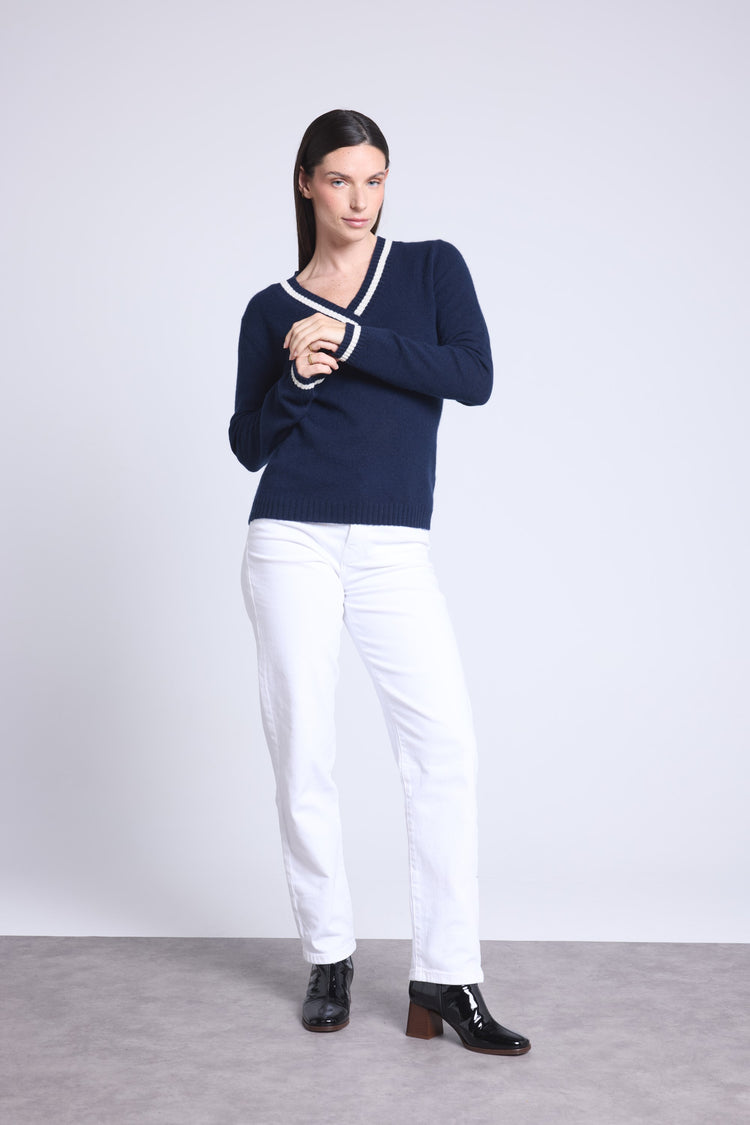 #BLEUMARINEETBLANC