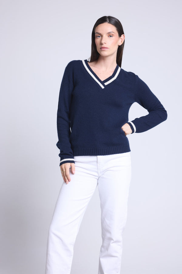 #BLEUMARINEETBLANC