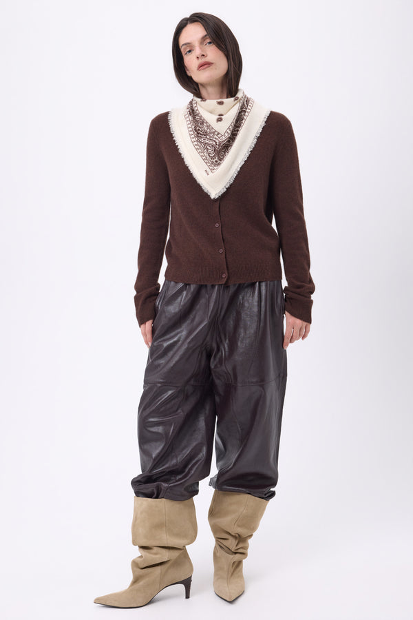 #BLANCMARRON #FEMME
