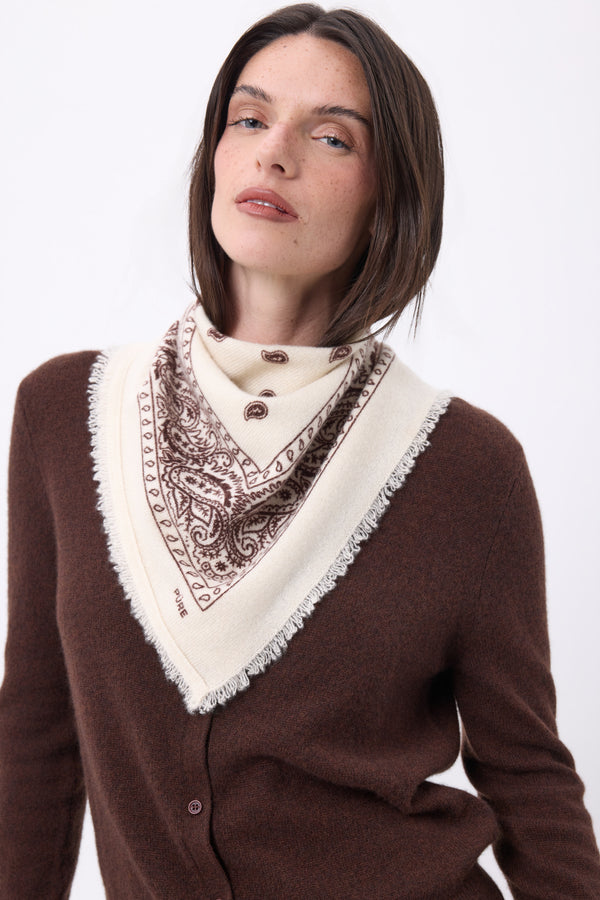 #BLANCMARRON #FEMME