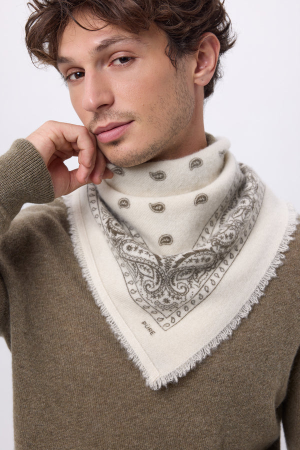 #BLANCKHAKICHINE #HOMME