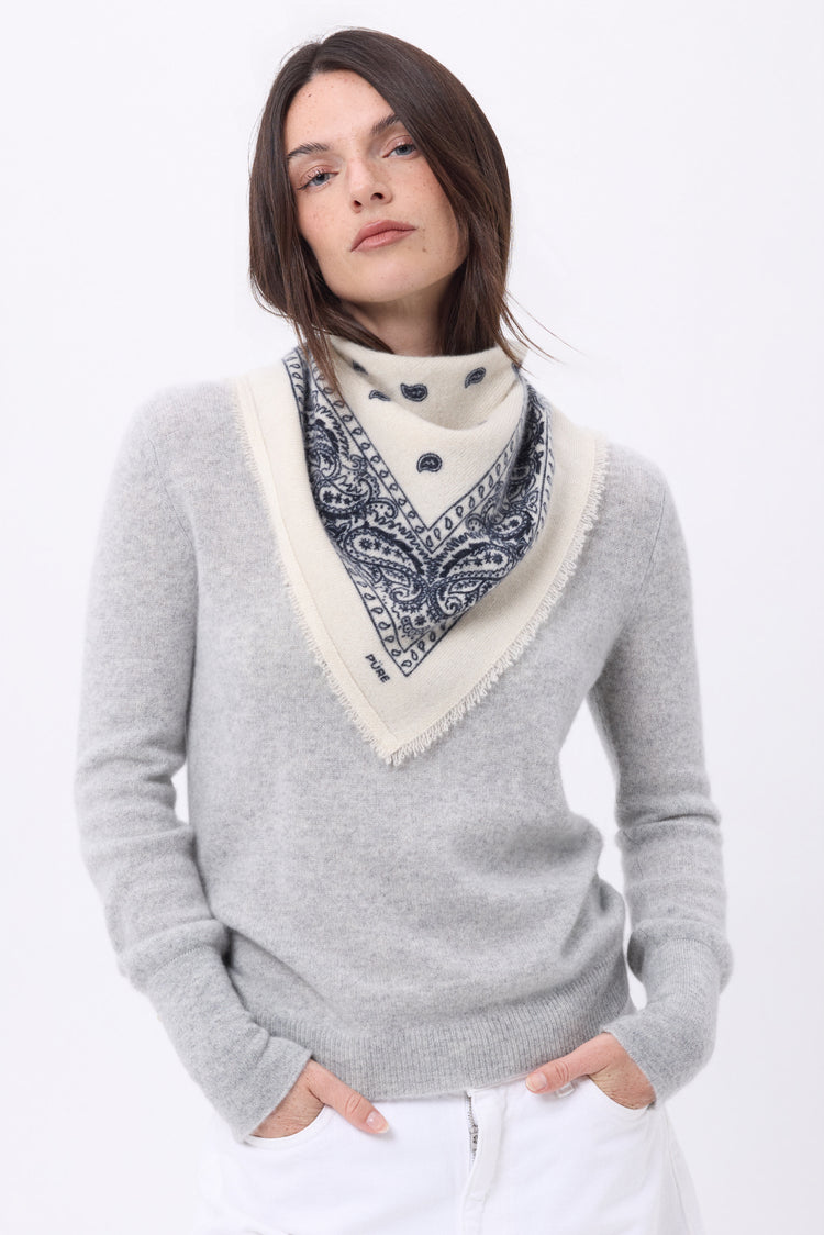 #BLANCBLEUMARINE #FEMME