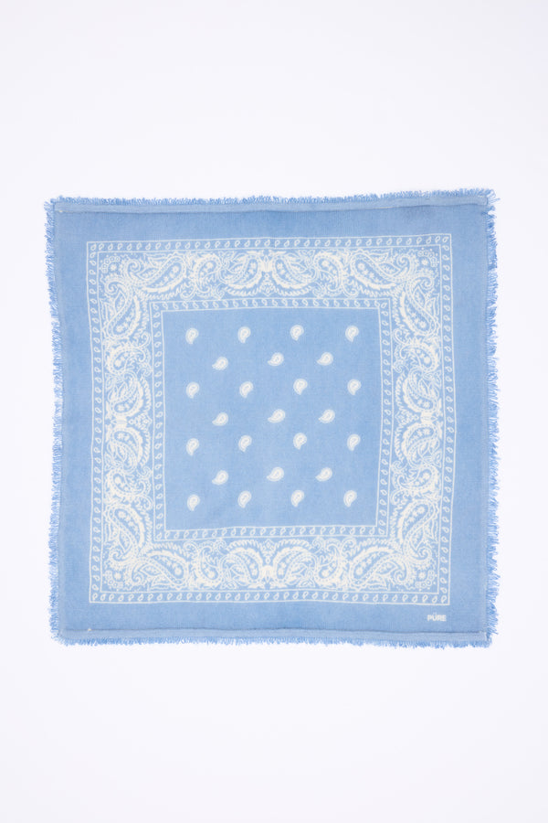 #BLEUCLAIRBLANC #FEMME